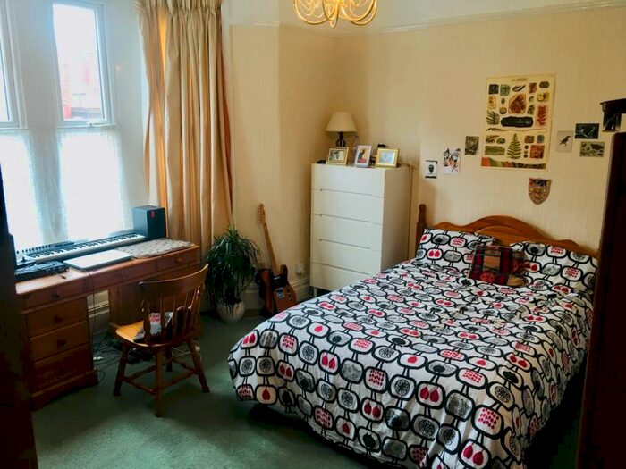 6 Bedroom House To Rent In Pentyrch Street, Cathays, Cardiff, CF24