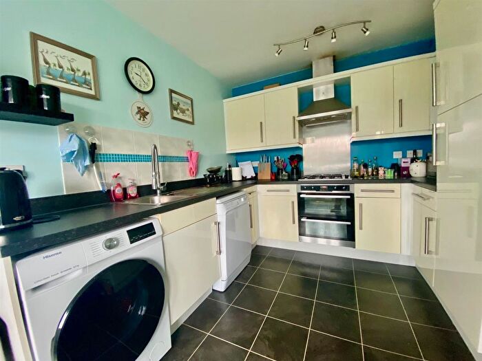 4 Bedroom Town House For Sale In Jupiter Avenue, Peterborough, PE2