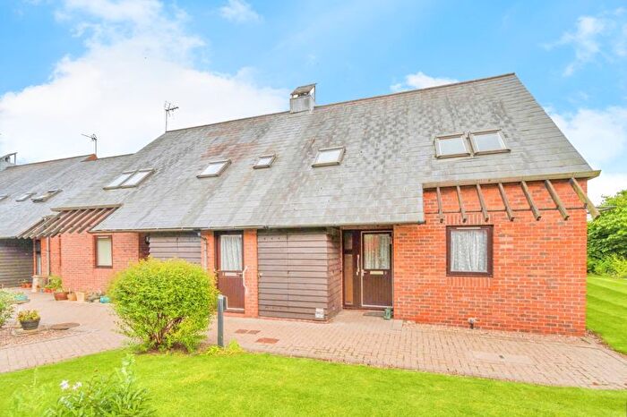 1 Bedroom Property For Sale In Walnut Green, Scarborough Road, Malton, Yorkshire, YO17