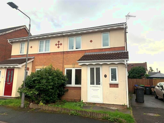 3 Bedroom Property To Rent In Oakham Drive, Selston, Nottingham, NG16
