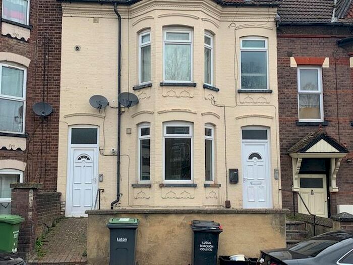 1 Bedroom Flat To Rent In Brook Street, Luton, LU3