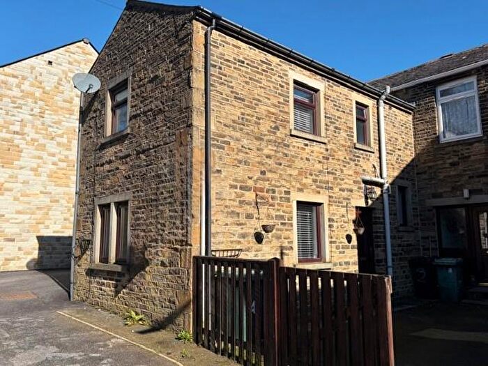 1 Bedroom Cottage To Rent In Watson Close, Oxenhope, Keighley, BD22