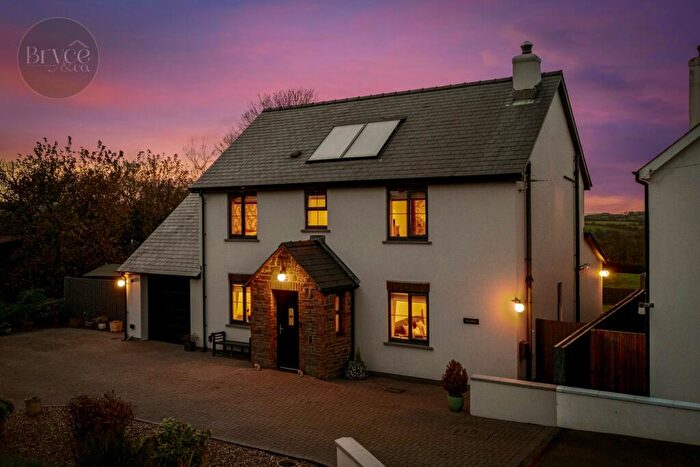 4 Bedroom Detached House For Sale In Spittal, Haverfordwest, SA62