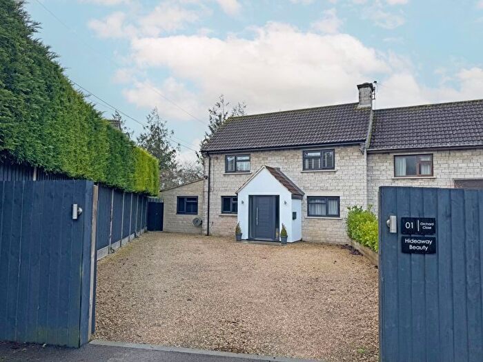 3 Bedroom End Of Terrace House For Sale In Orchard Close, Long Sutton, Langport, TA10