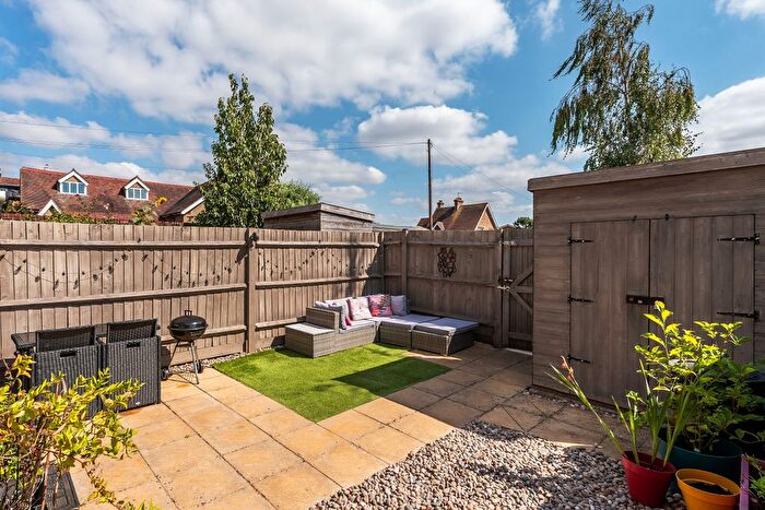 4 Bedroom Terraced House For Sale In Main Road, Edenbridge, Kent, TN8