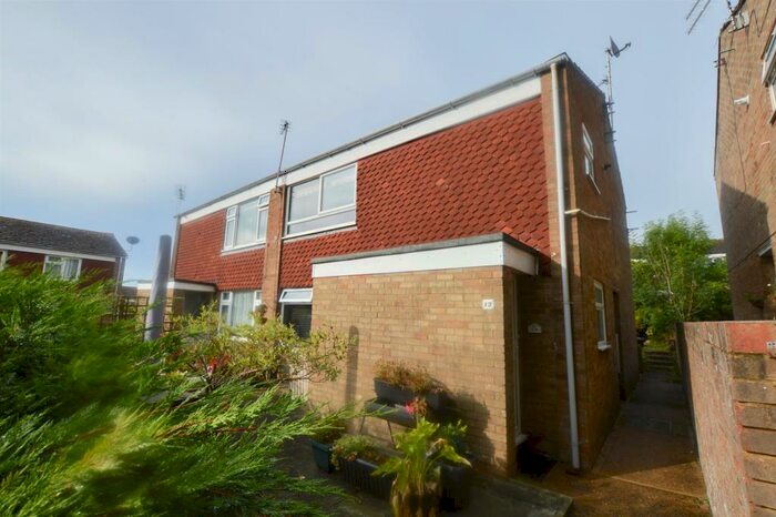1 Bedroom Maisonette To Rent In Harebell Close, Eastbourne, BN23