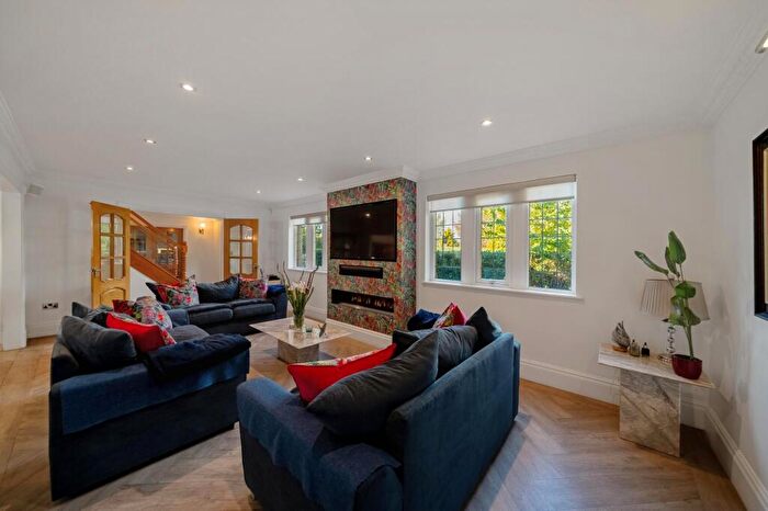 5 Bedroom Detached House For Sale In Division Lane, Blackpool, FY4
