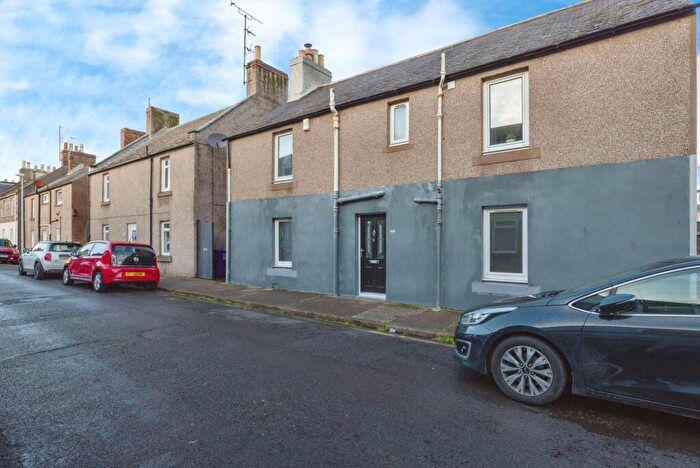 3 Bedroom Flat For Sale In Reform Street, Montrose, Angus, DD10