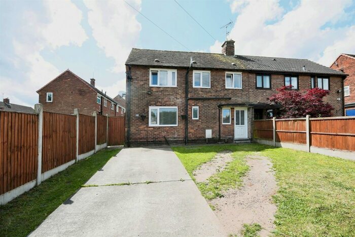 3 Bedroom Semi-Detached House For Sale In Dale Lane, Blidworth, Mansfield, NG21