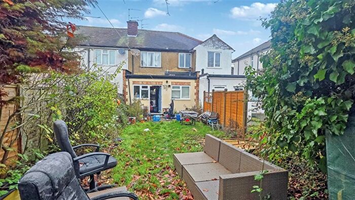 2 Bedroom Flat For Sale In Sandringham Crescent, Harrow, HA2