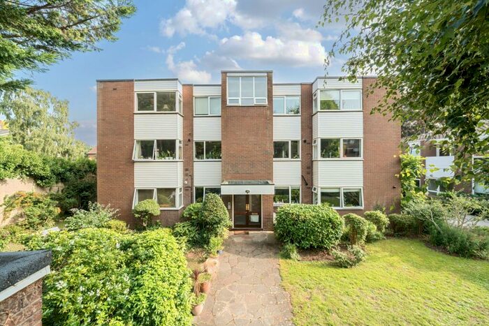 2 Bedroom Apartment For Sale In Dacre Place, London, SE13