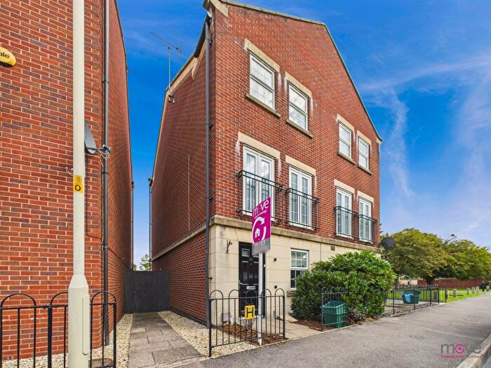 3 Bedroom House To Rent In Watermint Drive, Tuffley, GL4