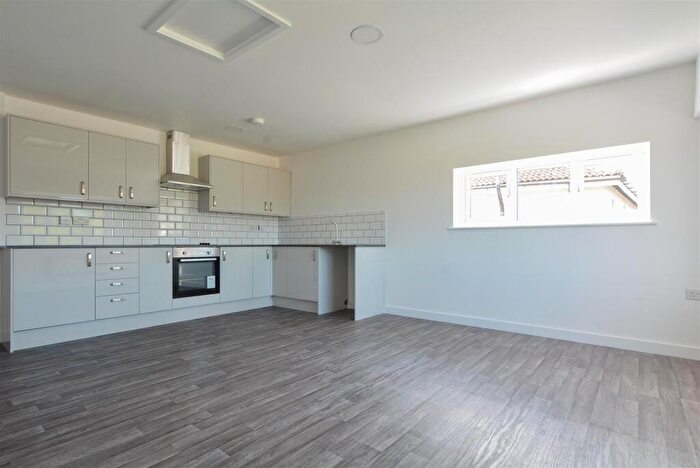 1 Bedroom Flat To Rent In Ferndown, Dorset, BH22