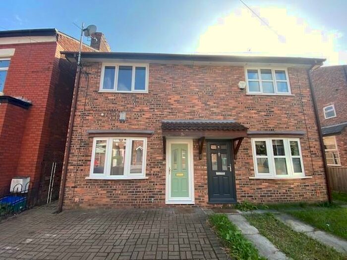 2 Bedroom Semi-Detached House To Rent In Cresswell Grove, West Didsbury, Manchester, M20