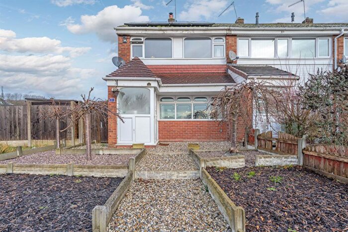 3 Bedroom End Terrace House For Sale In Winding Mill South, Brierley Hill, DY5