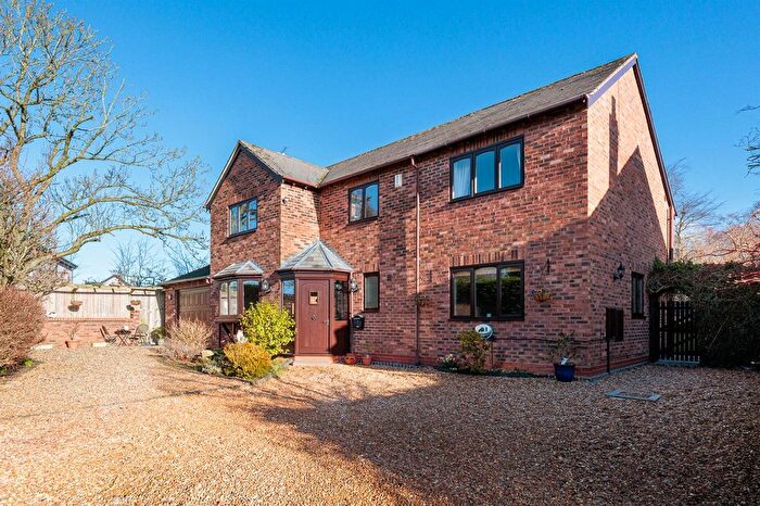 4 Bedroom Detached House For Sale In Chester Road, Kelsall, CW6
