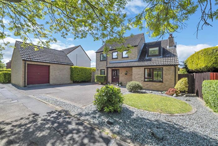 4 Bedroom Detached House For Sale In Lark Valley Drive, Fornham St. Martin, Bury St. Edmunds, IP28