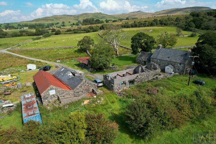 4 Bedroom Farm For Sale In Trawsfynydd, Blaenau Ffestiniog, LL41