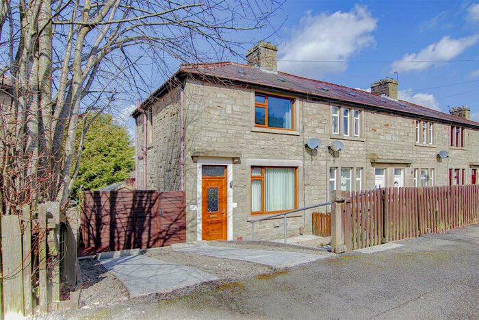 2 Bedroom End Of Terrace House To Rent In Fallbarn Crescent, Rossendale, BB4