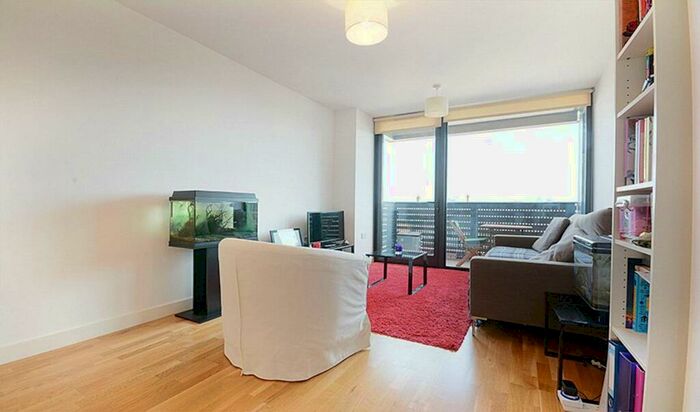 1 Bedroom Flat To Rent In Amelia Street, Elephant And Castle, London, SE17