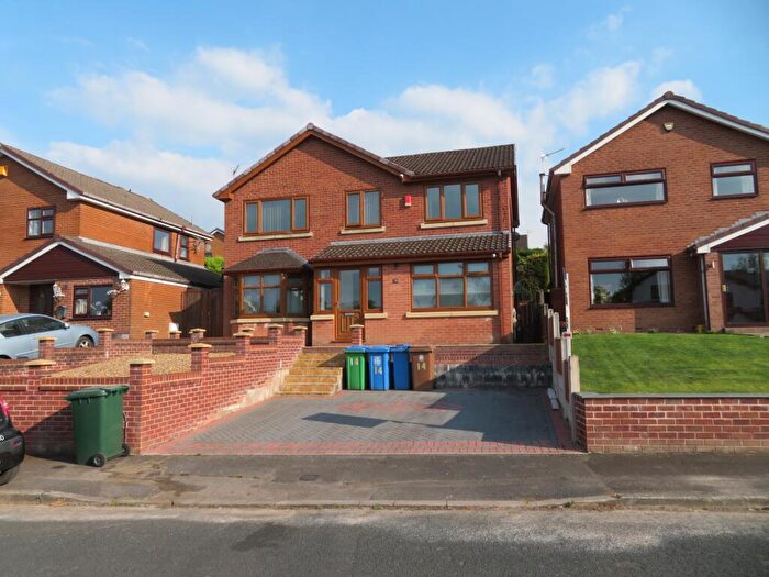 4 Bedroom Detached House To Rent In Newbury Grove, Hopwood, OL10