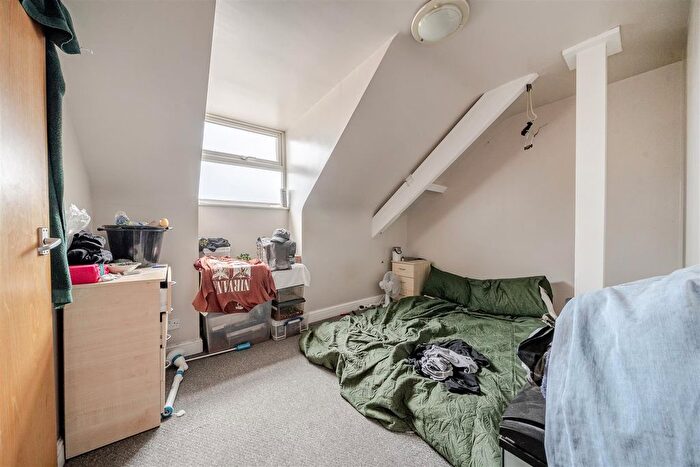 1 Bedroom Flat To Rent In Meadow Street, Avonmouth, Bristol, BS11