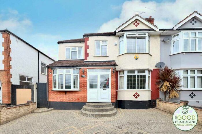 4 Bedroom Semi-Detached House To Rent In Loughton Way, Buckhurst Hill, IG9
