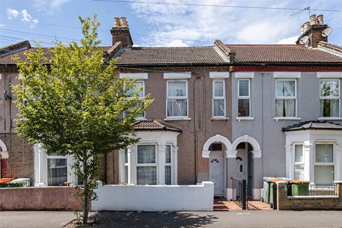 2 Bedroom Flat For Sale In Stork Road, London, E7