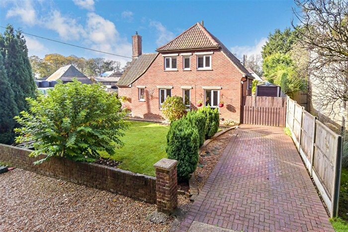 3 Bedroom Detached House For Sale In Dover Road, Guston, Dover, Kent, CT15