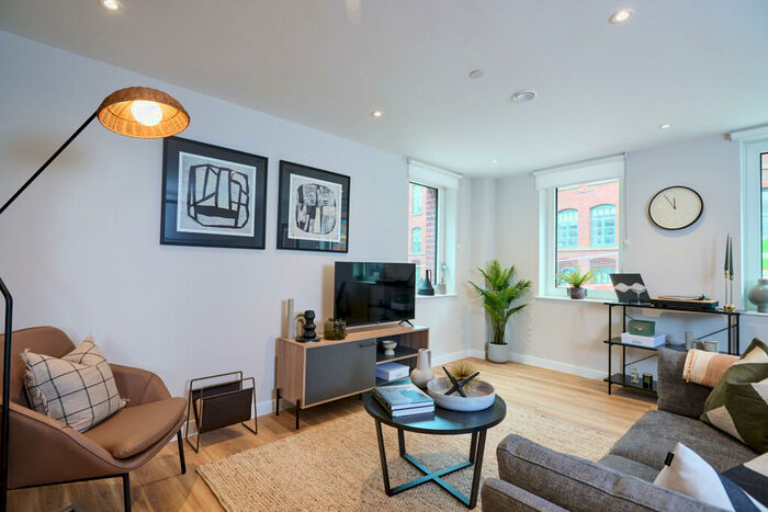 2 Bedroom Apartment To Rent In The Tilt Works, Sheffield Sheffield, S3