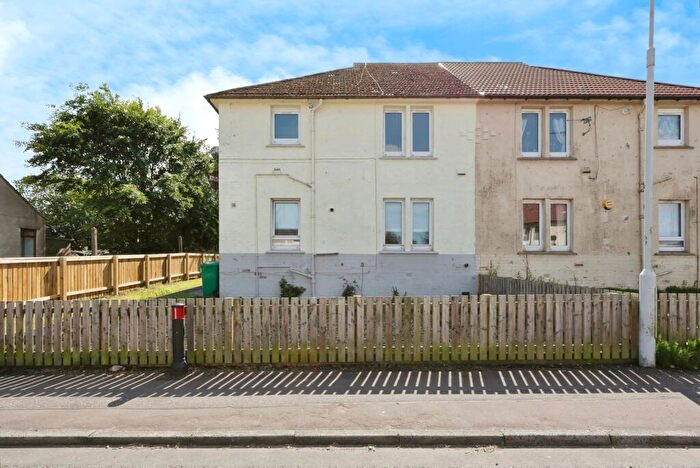 2 Bedroom Flat For Sale In Ballingry Road, Lochore, Lochgelly, Fife, KY5