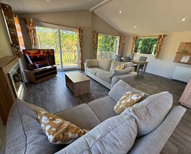 2 Bedroom Mobile/park Home For Sale In South Road, Wooler, NE71