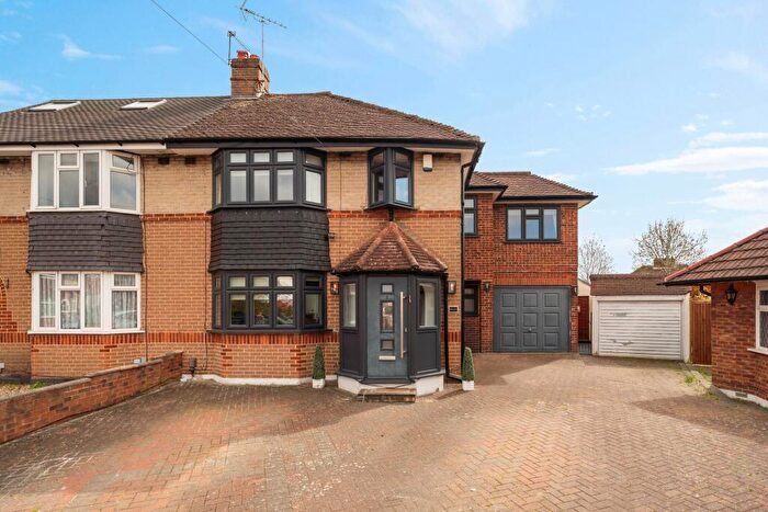 4 Bedroom Semi-Detached House For Sale In Morley Crescent, Edgware, HA8