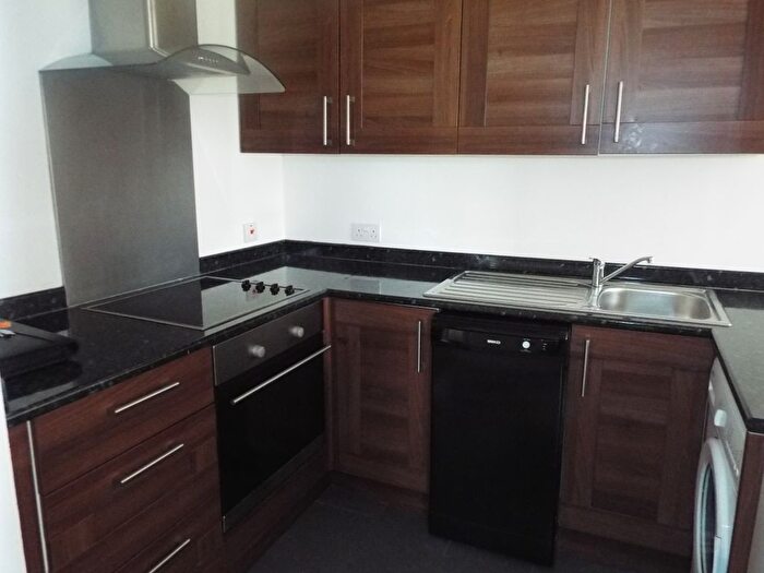 2 Bedroom Flat To Rent In Essex Road, Romford, RM6