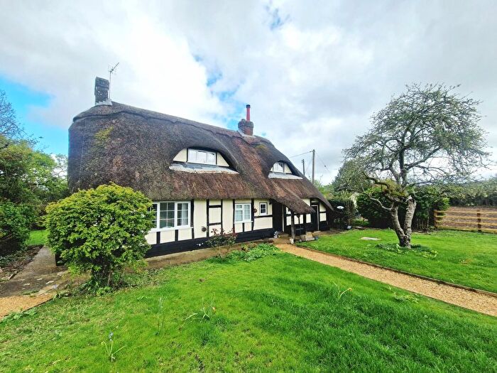 3 Bedroom Detached House To Rent In Lee Lane, Lee, Romsey, Hampshire, SO51