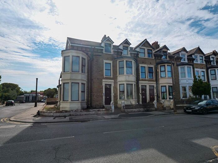 2 Bedroom Flat To Rent In Thornton Road, Morecambe, LA4