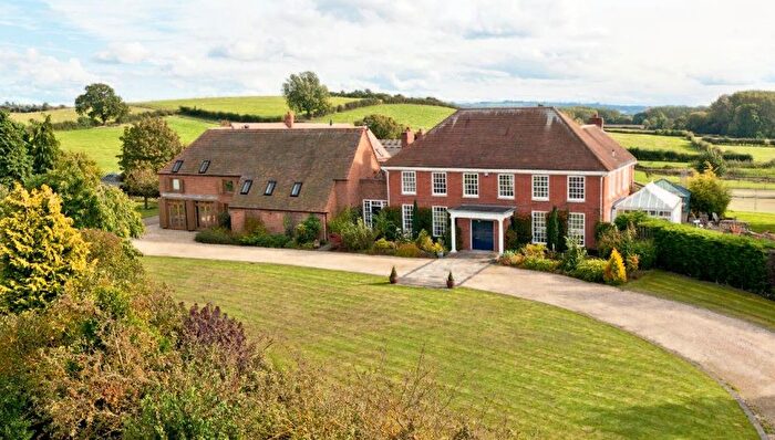 5 Bedroom Country House For Sale In Upper Welford House, Barton Road, Welford On Avon, Stratford-Upon-Avon, CV37