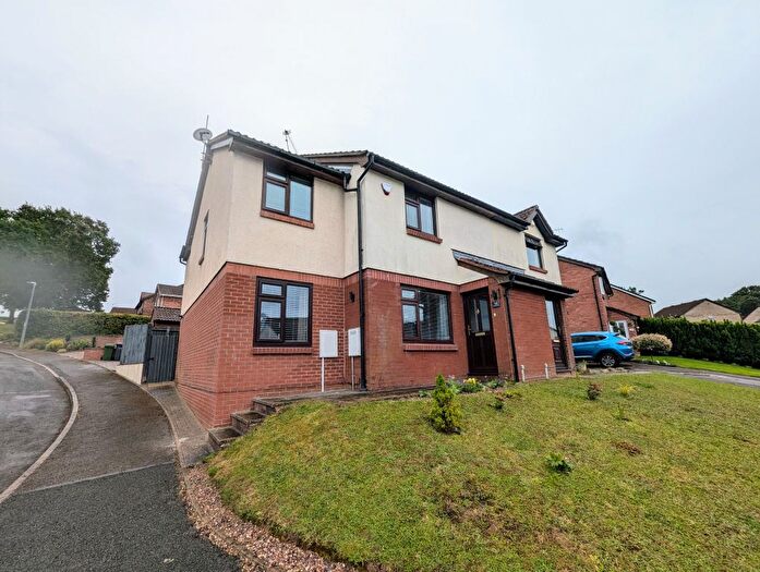 4 Bedroom Semi-Detached House To Rent In Chester Close, New Inn, Pontypool, NP4