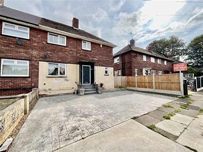 3 Bedroom Semi-Detached House For Sale In Greenwood Avenue, Sheffield, S9