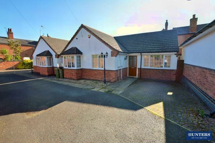 3 Bedroom Detached Bungalow To Rent In Auburn Road, Blaby, Leicester, LE8
