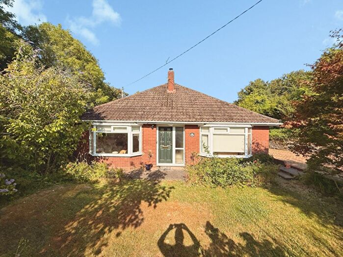 3 Bedroom Detached Bungalow For Sale In Hilltop Road, Oakengates, TF2