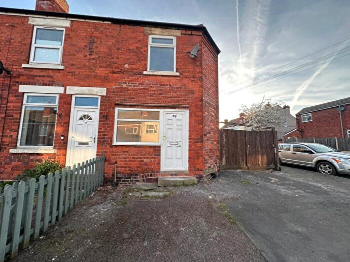 3 Bedroom End Of Terrace House To Rent In Duke Street, Creswell, Worksop, S80