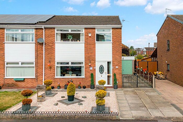 3 Bedroom Semi-detached House For Sale In Abbey Road, Lowton, Warrington, WA3