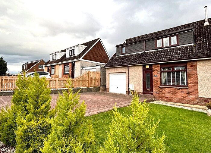 4 Bedroom Semi-Detached House For Sale In Porterfield, Comrie, Dunfermline, KY12