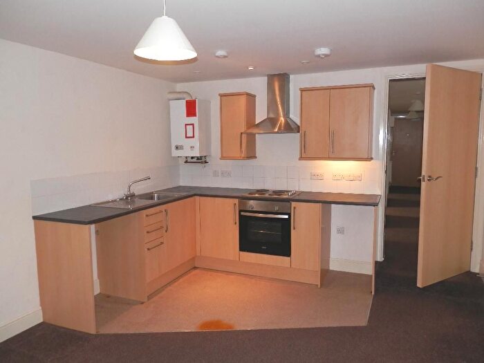 2 Bedroom Flat To Rent In Bread Street, Penzance, TR18