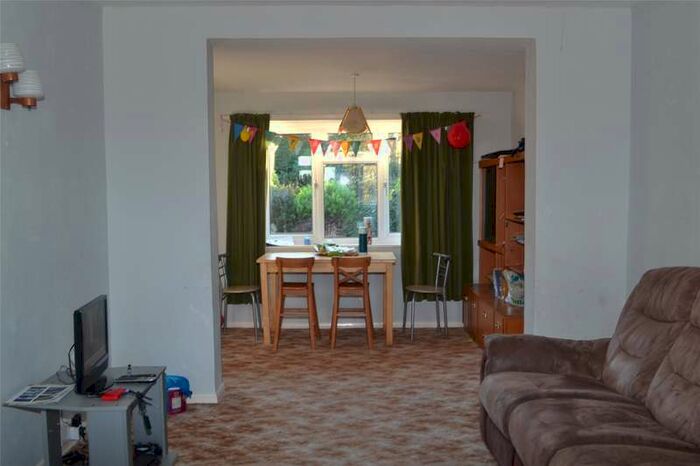 3 Bedroom Semi-Detached House To Rent In Marston Road, Marston, Oxford, OX3