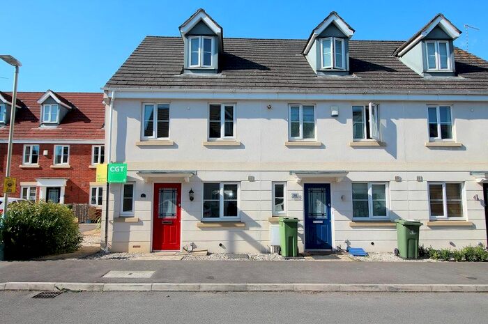 3 Bedroom Property To Rent In Rosebay Gardens, Cheltenham, GL51