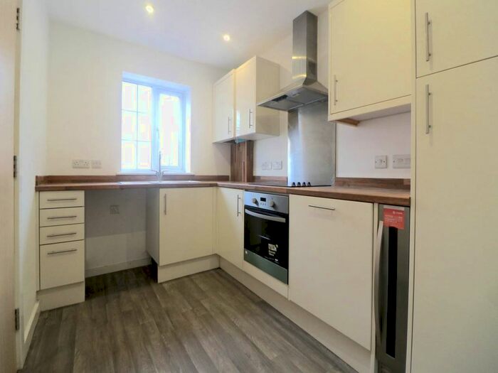 3 Bedroom Property To Rent In Kiln Court, Kirksandle, Doncaster, DN3