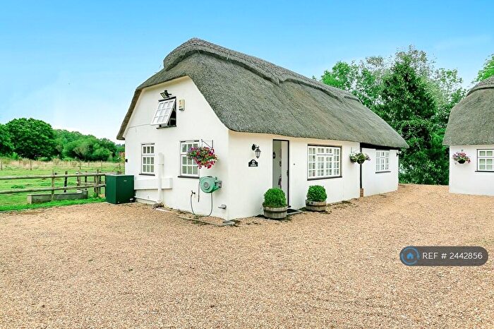 1 Bedroom Semi-Detached House To Rent In Wimborne, Wimborne, Dorset, BH21