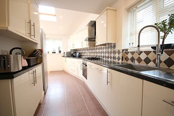 5 Bedroom Semi-Detached House To Rent In St Margarets Road, Edgware, Middlesex, HA8